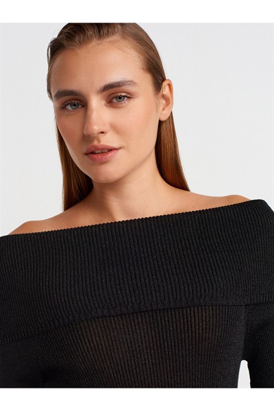 10808 Bardot Yaka Fitilli Simli Triko Kazak-Siyah