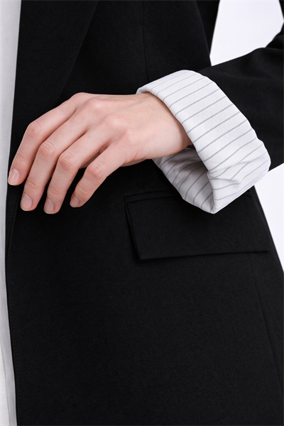 Kadın Siyah Premium Kalite Astarlı Kolu Katlamalı Blazer Ceket