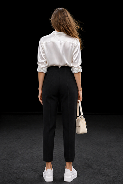 Kadın Siyah Karol Premium Önü Flatolu Biyeli Yüksek Bel Zr Model Kumaş Boru Paça Havuç Pantolon