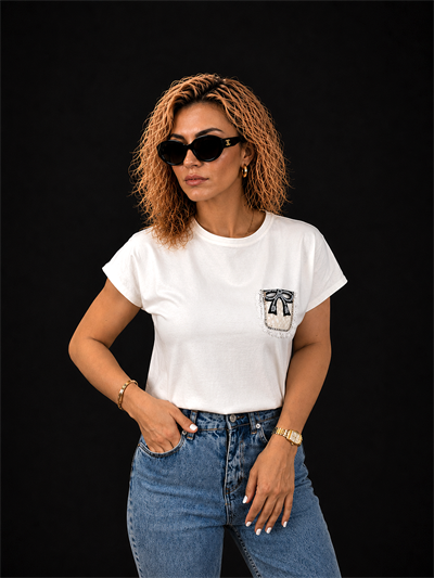 Ekru Bisiklet Yaka Cep Detaylı Taşlı Pamuk T-Shirt