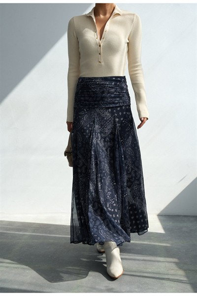 Ekru Dik Yaka Çıtçıtlı Detaylı Premium Pamuk Triko Kazak