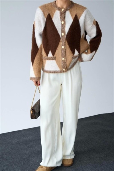 Geniş Baklava Desen Hırka - Camel-krem