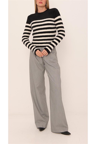 Kadın Siyah Bisiklet Yaka Kedisakal Fitilli Çizgili Yumoş Kazak