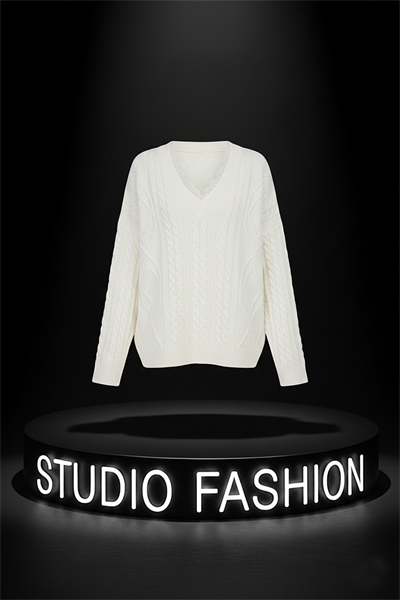 Kadın Ekru Oversize Yakası Dantelli Örgü Triko Kazak