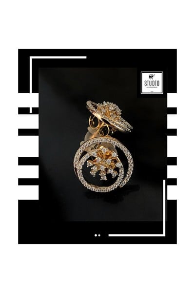 Kadın Gold Kararmaz Vip Çelik Premium Rodyum Taşlı Kar Tanesi Çivi Model Şık Küpe