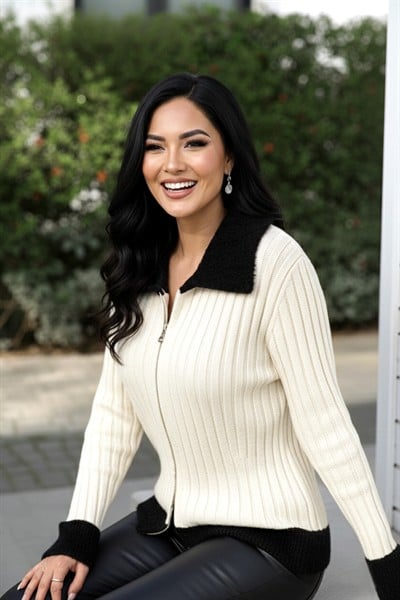 Kadın Krem Gömlek Yaka Fermuarlı Triko Hırka