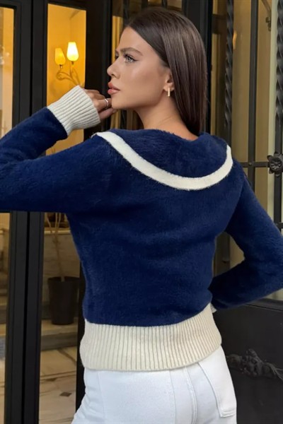 Kadın Lacivert Bebe Yaka Yumoş İplik Triko Ceket