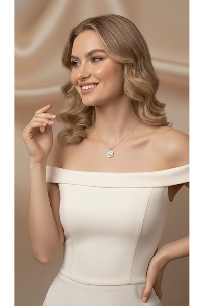 Kadın Premium Kuyumcu İşçilik Rodyum Kaplama Zirkon Taşlı Çiçek Modern Tasarım Kolye