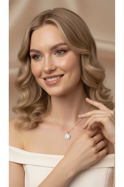Kadın Premium Kuyumcu İşçilik Rodyum Kaplama Zirkon Taşlı Çiçek Modern Tasarım Kolye