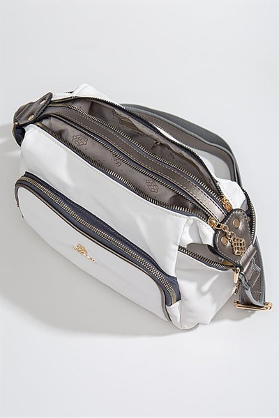 Kadın Siyah Çapraz Askılı Su Geçirmez Saten Kumaş Çok Gözlü Fermuarlı Astarlı Omuz Çantası