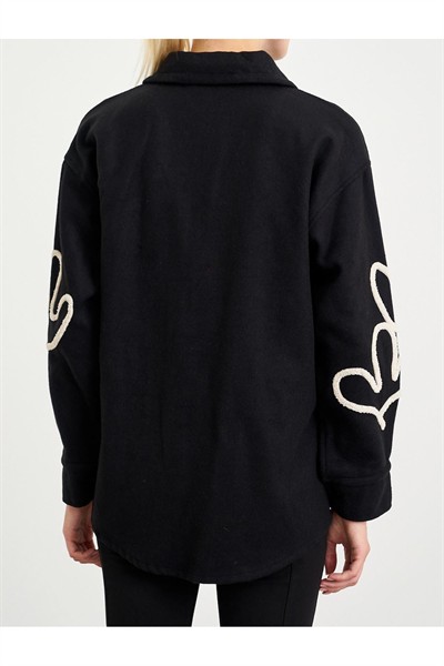 Kadın Siyah Nakışlı Kaşe Gömlek