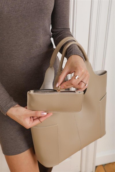 Kadın Siyah Yan Cepli Cüzdan Detaylı El Ve Omuz Çanta