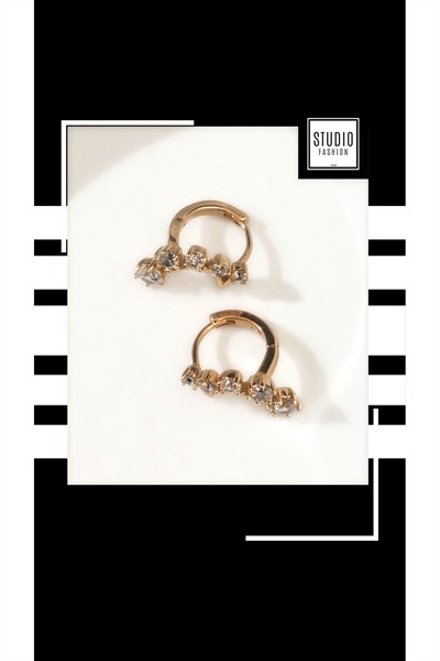 Kararmaz Kuyumcu I?şçilik Vip Çelik Premium Rodyum Kaplama Minimal Taşlı Tasarım Halka Küpe