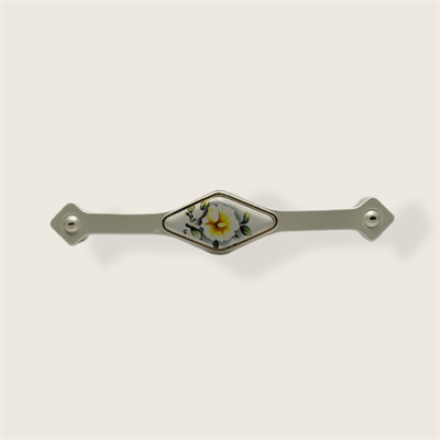 Ventus 128 mm Beyaz Zamak Çiçek Desenli Kulp Mobilya Dolap Çekmece Vestiyer Kulpları