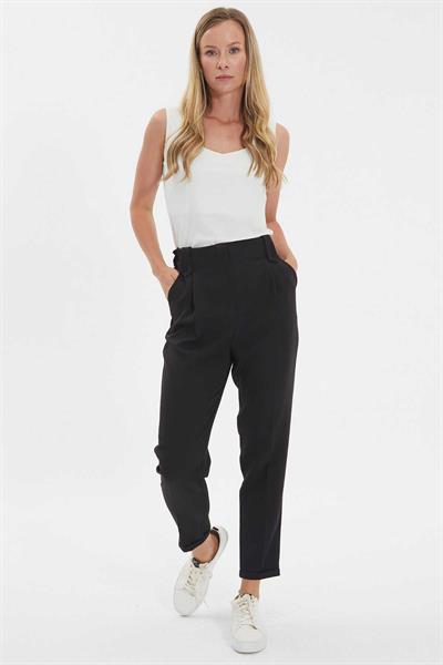 Arkası Lastikli Cepli Duble Paça Pantolon  /  SİYAH