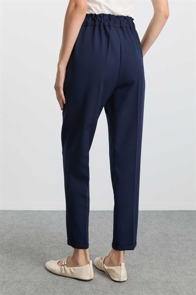 Arkası Lastikli Cepli Duble Paça Pantolon  /  LACİVERT