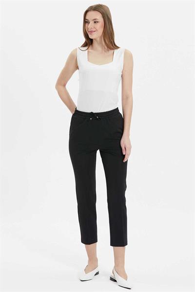 Beli Bağcıklı Boru Paça Pantolon  /  SİYAH