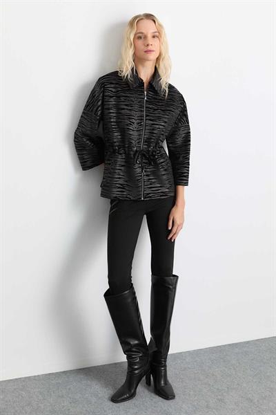 Beli Büzgülü Zebra Desen Ceket  /  SİYAH