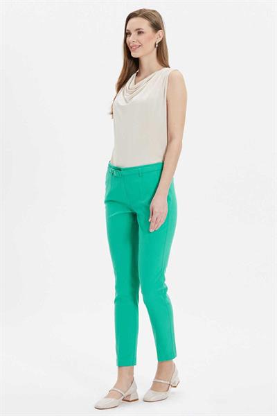 Beli Kemerli Dar Paça Pantolon  /  YEŞİL
