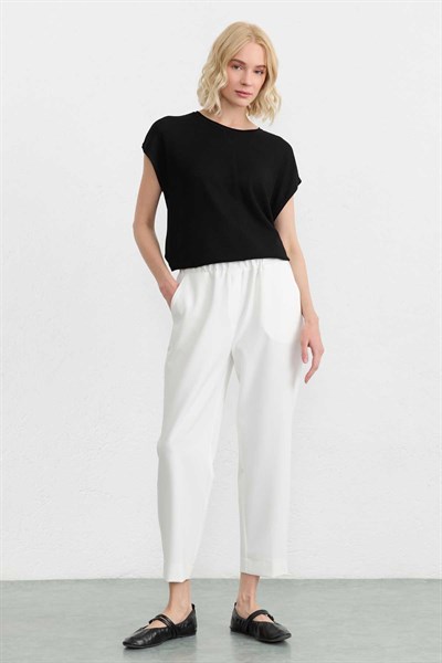 Beli Lastikli Havuç Paça Bilek Boy Pantolon  /  EKRU