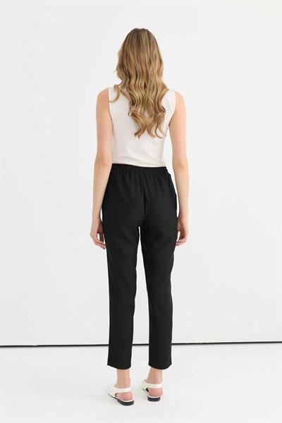 Beli Lastikli Havuç Pantolon  /  SİYAH