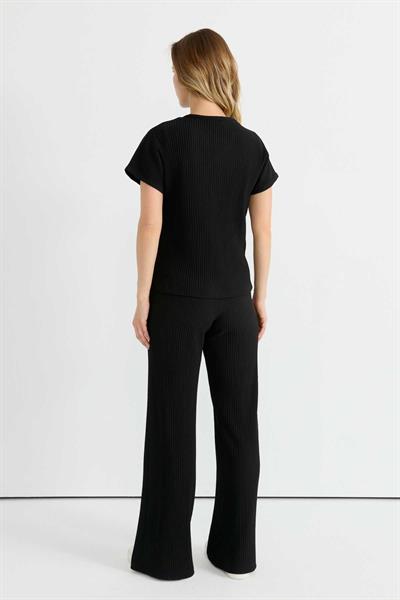 Beli Lastikli Kendinden Plise Pantolon  /  SİYAH