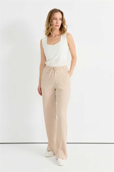 Beli Lastikli Kendinden Plise Pantolon  /  BEJ