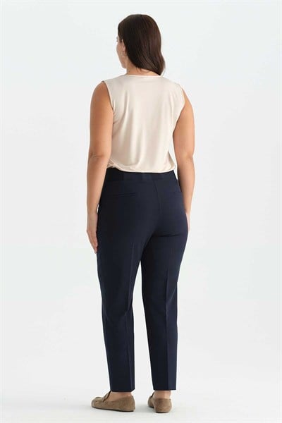 Büyük Beden Beli Geniş Lastikli Süs Cep Pantolon  /  LACİVERT