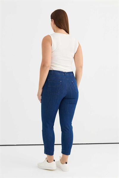 Büyük Beden Paçası Yırtmaçlı Kot Pantolon  /  MAVİ
