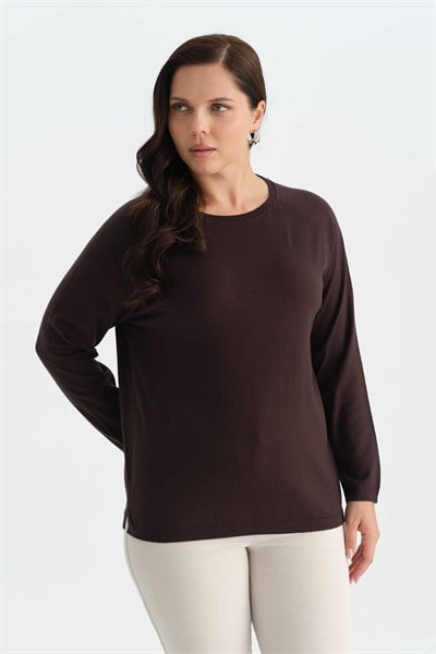 Büyük Beden Raglan Kol Kayık Yaka Triko Bluz  /  KAHVE
