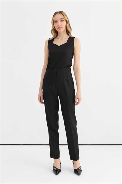 Çift Pensli Cepsiz Pantolon  /  SİYAH