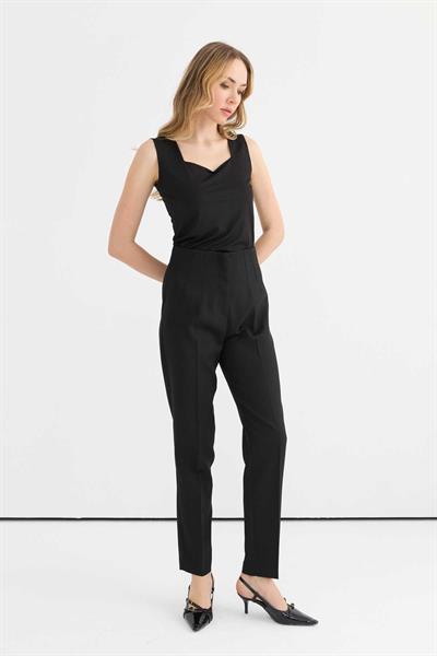 Çift Pensli Cepsiz Pantolon  /  SİYAH