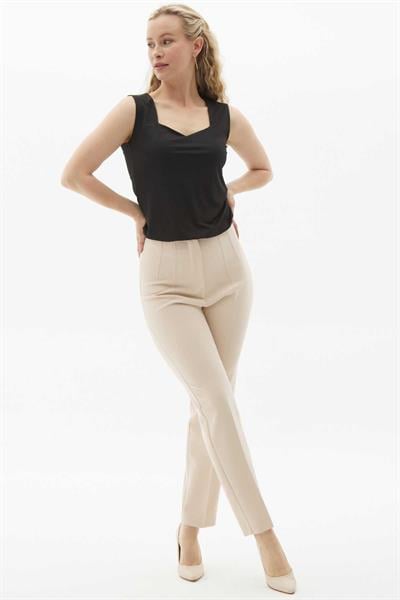 Çift Pensli Cepsiz Pantolon  /  TAŞ