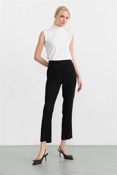 Dar Paça Cepli Pantolon  /  SİYAH