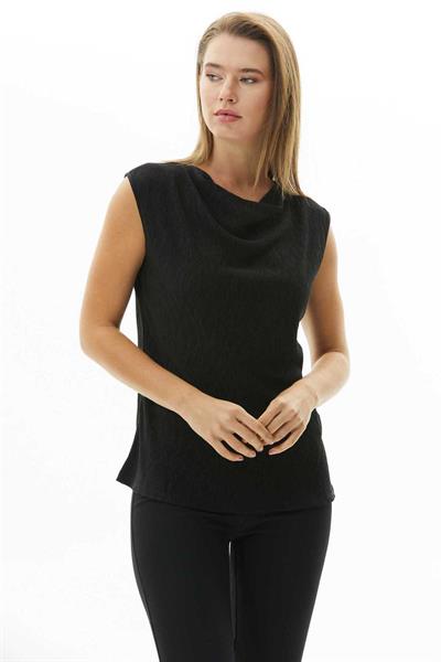 Degaje Yaka Kolsuz Pliseli Bluz  /  SİYAH