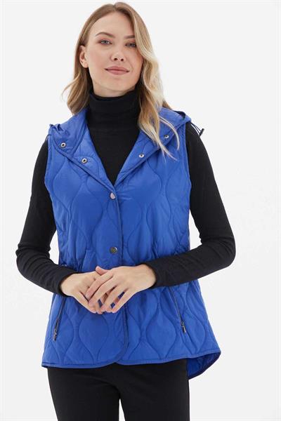 Dik Yaka Kapüşonlu Çıtçıtlı Kapitone Yelek  /  SAKS