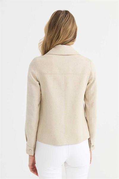 Dıştan Cep Çıtçıtlı Kendinden Simli Ceket  /  BEJ