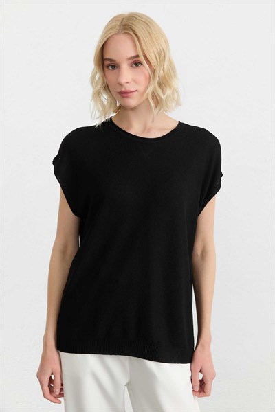 Düşük Kol Sıfır Yaka Triko Bluz  /  SİYAH