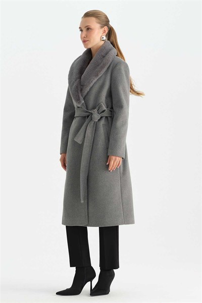 Erkek Yaka Yakası Kürklü Kemerli Kaban  /  GRİ