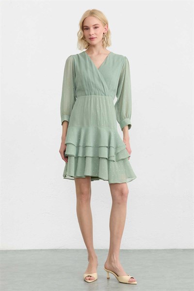 Eteği Üç Kat Volanlı Kendinden Simli Elbise  /  YEŞİL