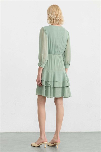 Eteği Üç Kat Volanlı Kendinden Simli Elbise  /  YEŞİL