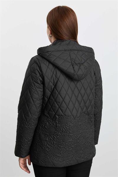 Etek Ucu Nakışlı Kapitone Mont  /  SİYAH