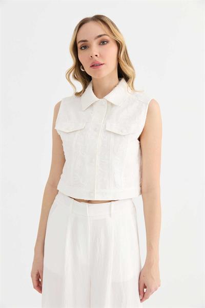 Kapak Cepli Kendinden Tül Çiçekli Yelek  /  EKRU