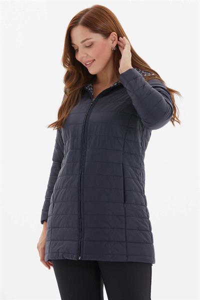 Kapüşonlu Desenli Astarlı Kapitone Mont  /  LACİVERT