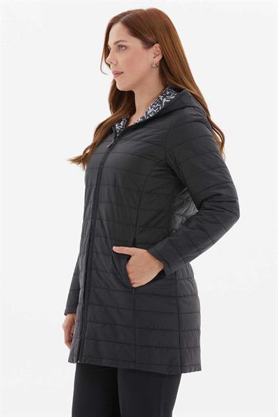 Kapüşonlu Desenli Astarlı Kapitone Mont  /  SİYAH
