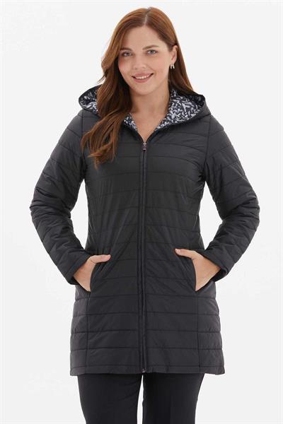 Kapüşonlu Desenli Astarlı Kapitone Mont  /  SİYAH