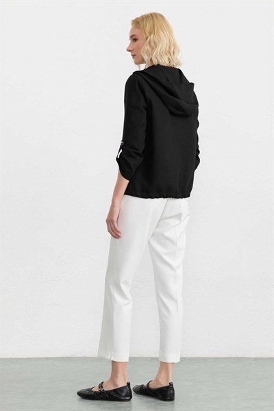 Kapüşonlu Önü Fermuarlı Ceket  /  SİYAH