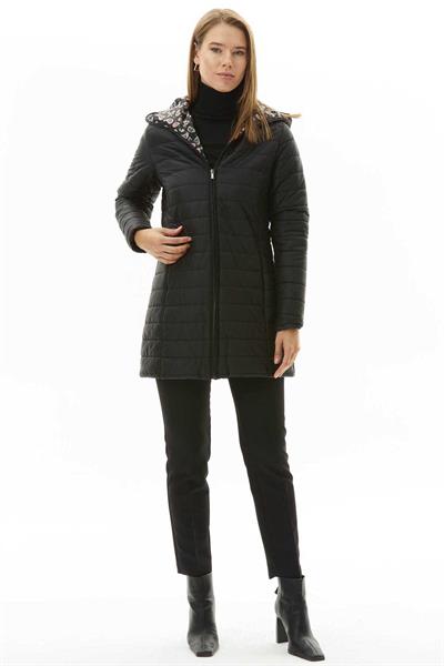 Kapüşonlu Şal Desen Astarlı Kapitone Mont  /  SİYAH