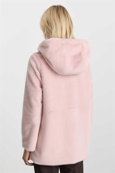 Kendinden Kapüşonlu Çıtçıtlı Kürk Kaban  /  PUDRA