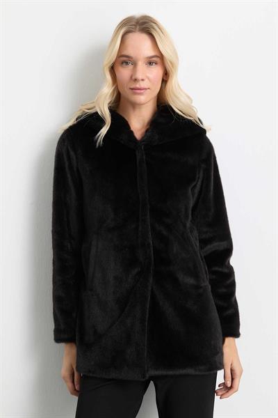 Kendinden Kapüşonlu Çıtçıtlı Kürk Kaban  /  SİYAH